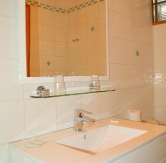 Chamonix City Centre Hotel | Hotel Du Clocher