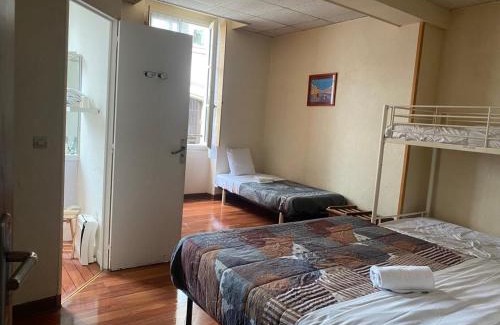 Auxerre Hotel | Hotel Du Commerce