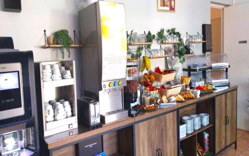 Chateau-Arnoux-Saint-Auban Hotel | Hotel Du Lac