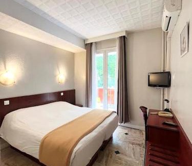 Aulnay-sous-Bois Hotel | HOTEL DU PARC