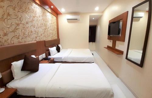 Goregaon East Hotel | Hotel Durga Elite Mumbai