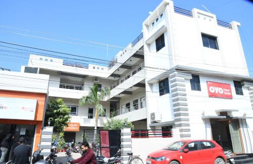 Abu Road Hotel | Hotel Durga