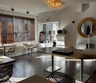 Parame Hotel | Hotel Eden