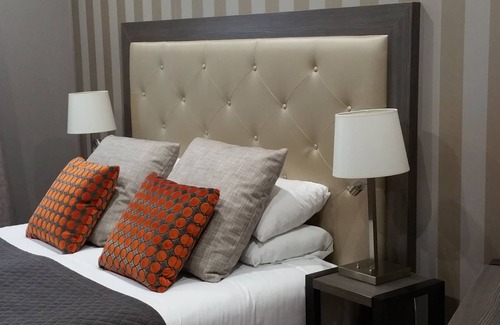 16th Arrondissement Hotel | Hotel Eiffel Kennedy