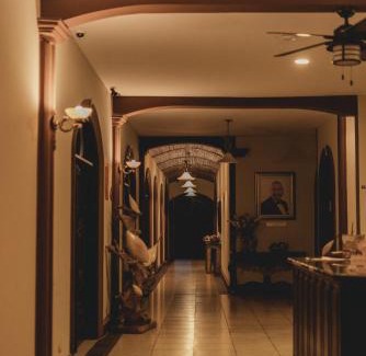 Granada Hotel | Hotel El Reith Lake