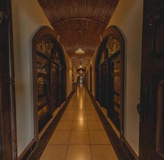 Granada Hotel | Hotel El Reith Lake