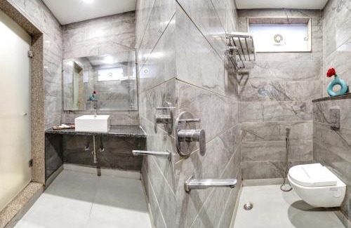 Paharganj Hotel | Hotel Emporio Dx - New Delhi Railway Station - Paharganj