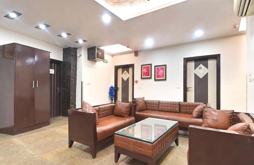 Paharganj Hotel | Hotel Emporio