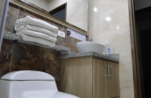 Cogua Hotel | Hotel Esmeralda Plaza