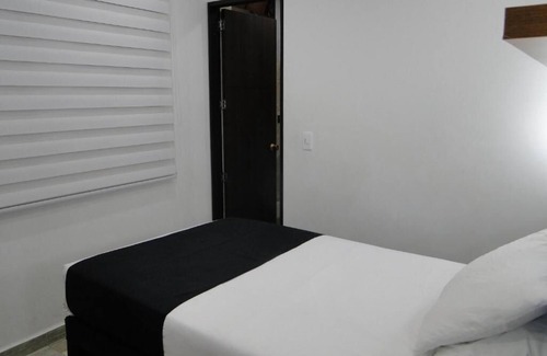 Cogua Hotel | Hotel Esmeralda Plaza