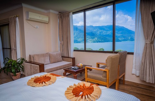 Pokhara Hotel | Hotel Fewa Camp
