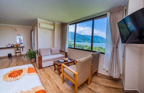 Pokhara Hotel | Hotel Fewa Camp