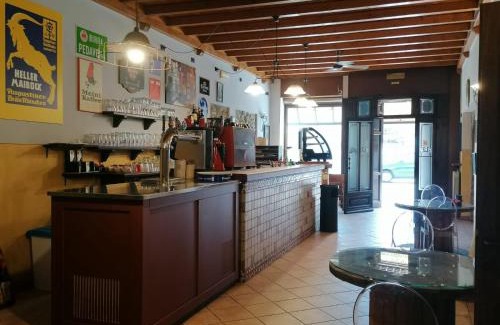 Podenzano Hotel | HOTEL FIORE & Fiocchi