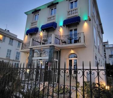 Les Baumettes Hotel | Hotel Flots d'Azur Promenade des Anglais