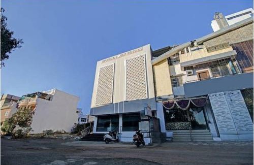 Bhopal Hotel | Hotel Four Petals