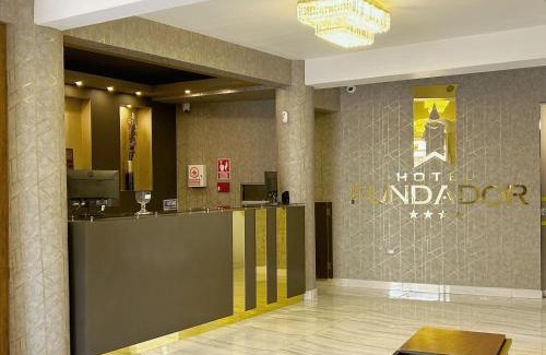 Historical Center Hotel | Hotel Fundador by Robles