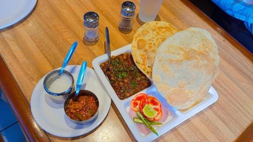 Noida Hotel | Hotel Future Inn and Banquet