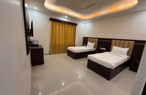 Charbagh Hotel | Hotel Ganga Greens