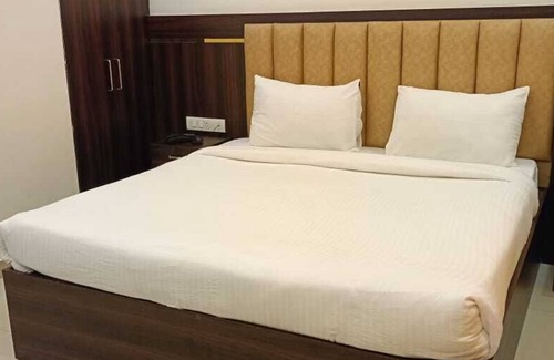 Charbagh Hotel | Hotel Ganga Greens