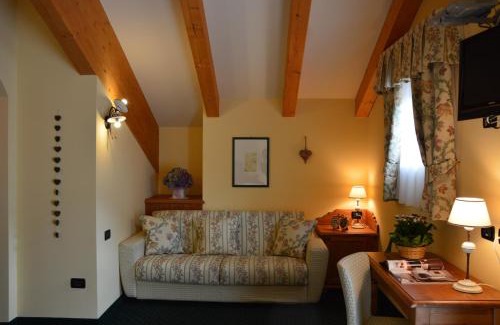 San Giovanni di Fassa Hotel | Hotel Garnì Carpe Diem