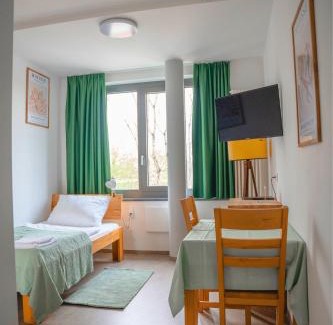 Munchen District Bed & Breakfast | Hotel Garni Fischerfleck in Ismaning near Munich