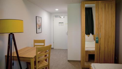 Munchen District Bed & Breakfast | Hotel Garni Fischerfleck in Ismaning near Munich