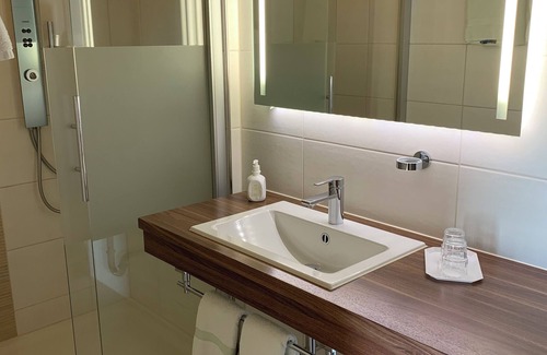 Unterglottertal Hotel | Hotel Gasthaus Adler