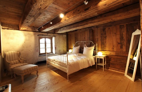 Burg Hotel | Hotel Gaststätte Rainhof Scheune