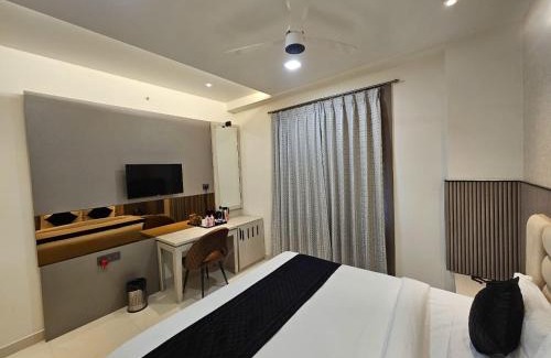 Varanasi Hotel | Hotel Glorious Grand