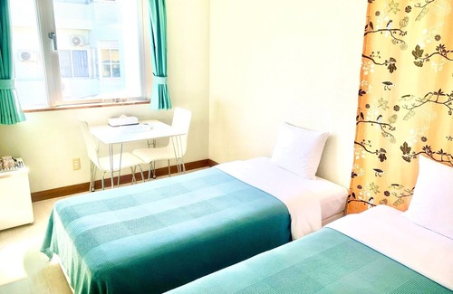 Taketomi-jima Taketomi-cho Hotel | Hotel Happy Holiday Ishigaki Nonsmoking twin/Ishigaki Okinawa