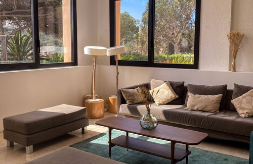 Six-Fours-les-Plages Hotel | Hotel Helios & Spa