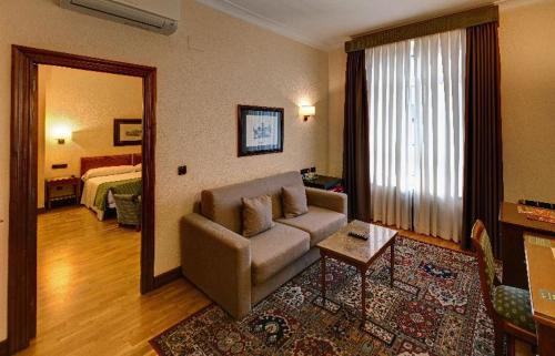 Gijon City Centre Hotel | Hotel Hernán Cortés