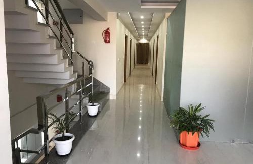 Mahipalpur Extension Hotel | Hotel HiLiX Near Delhi Airport