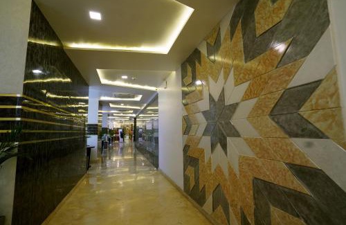 Vrindavan Hotel | Hotel Idhayan Palace