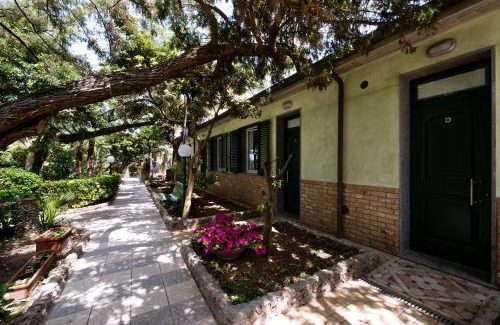 Marina di Castagneto Carducci Hotel | Hotel I Ginepri