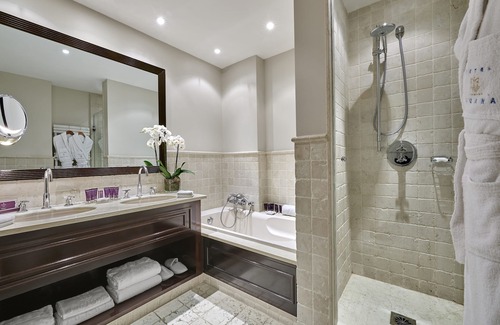 Juan-les-Pins Hotel | Hotel Juana
