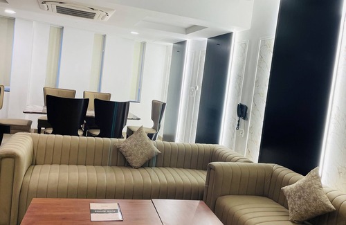 Jabalpur Hotel | hotel kadamb tree