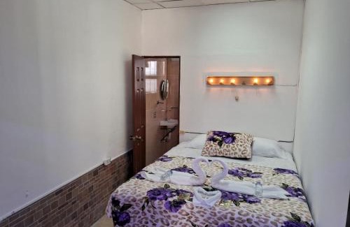 Quetzaltenango Hotel | Hotel Kamelot Parque Central