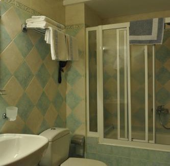 Metaxourgio Hotel | Hotel Katerina