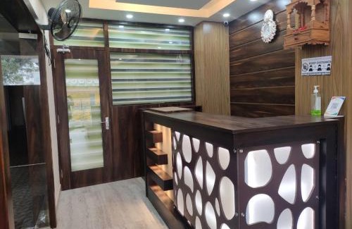 Varanasi Hotel | Hotel KB Palace