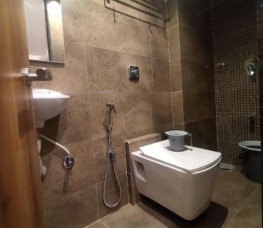 Ghatkopar West Hotel | Hotel Kishan Lodging & Boarding