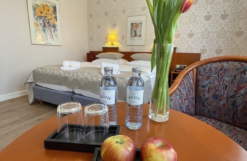 Gnadental Hotel | Hotel Kolossos Düsseldorf - Neuss