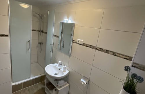 Gnadental Hotel | Hotel Kolossos Düsseldorf - Neuss