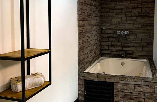 Villa Nueva Hotel | Hotel Kong