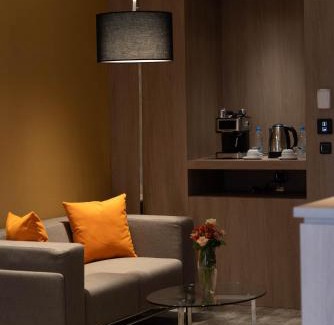 Ain Benian Hotel | Hotel Kyriad Prestige Le Patio
