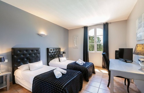 Carcassonne Hotel | Hotel La Bastide Saint Martin