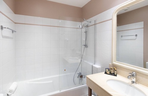 Carcassonne Hotel | Hotel La Bastide Saint Martin