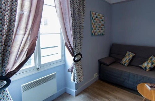 Fontainebleau Hotel | Hotel La Carpe D'or