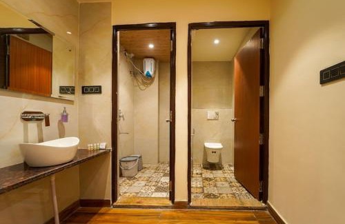 Mahipalpur Extension Hotel | Hotel La Casa Plaza Near Delhi Airport