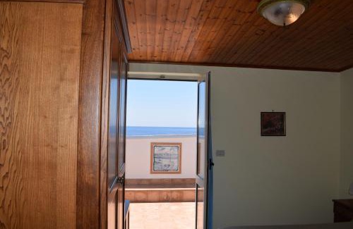 Marina del Cantone Hotel | Hotel La Certosa